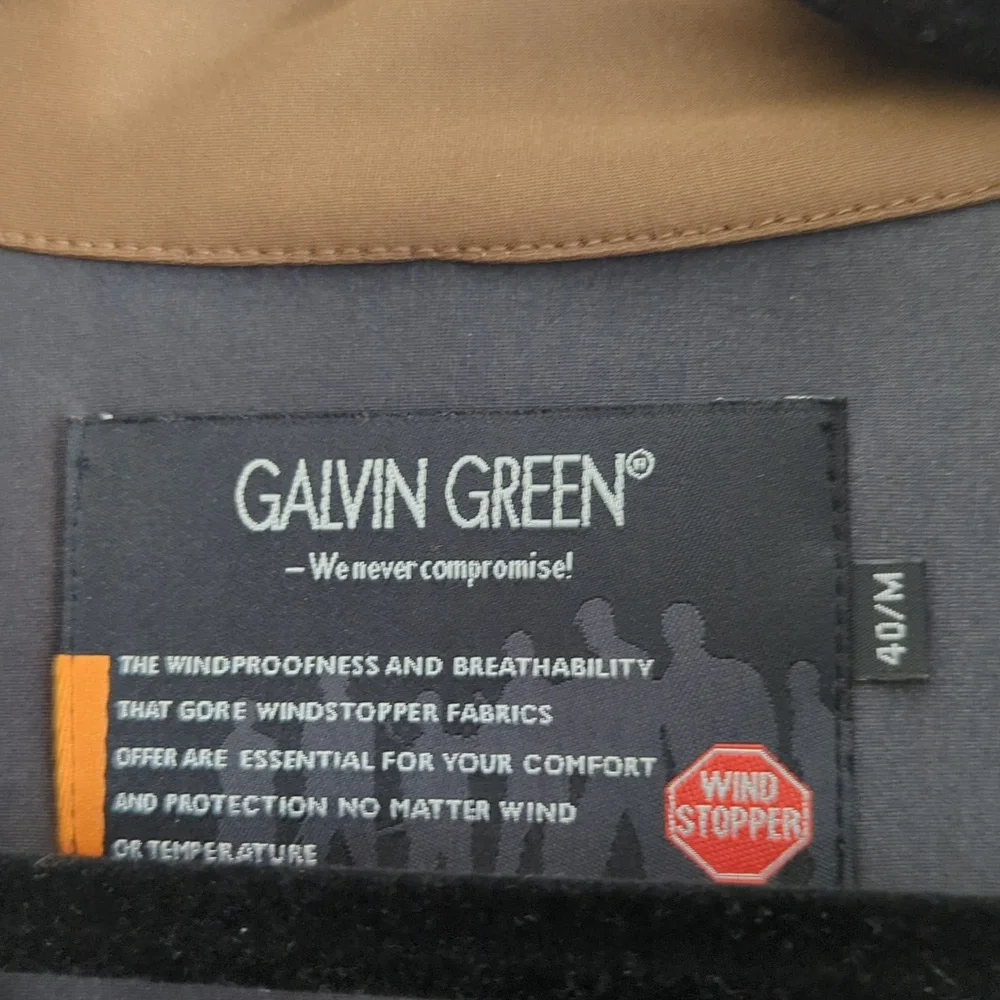 Old Course St Andrews windstopper soft shell jacket size 40/M. NWOT - Picture 2 of 3